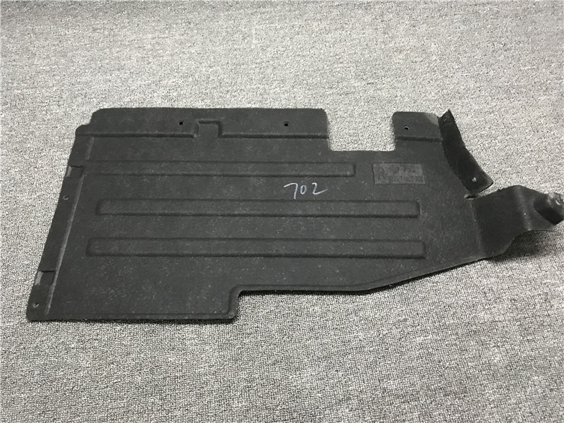 适用于宝马3系316车身318护板320底盘325两侧330li下护板f35f30副驾驶