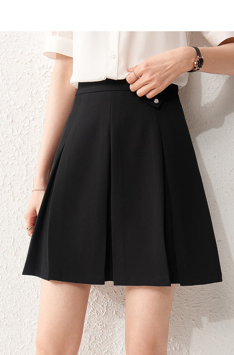 尚都比拉设计感压褶纯色a字半身裙小个子夏季2021新款显瘦短裙女 黑色