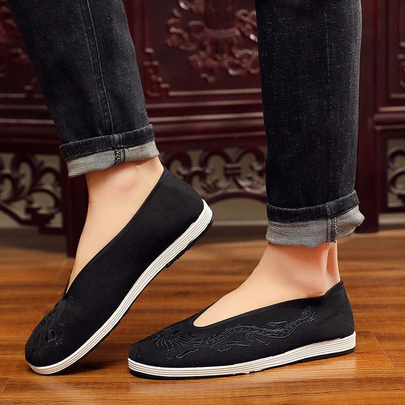 唐装鞋子男北京布鞋透气软底刺绣龙男鞋子中国风复古汉服圆口爸爸鞋