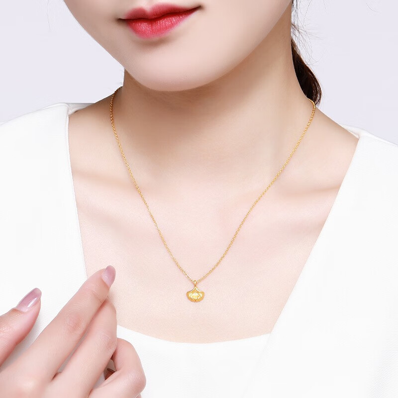 潮宏基三生有幸黄金项链女士足金项链银杏叶吊坠锁骨链套链礼物计价工