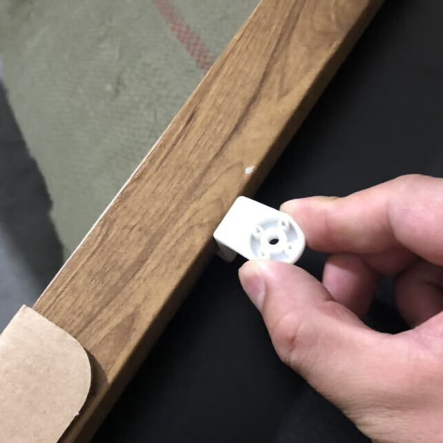 婚纱照挂墙专用钉z型墙挂油画相框照片墙免打孔钉子钉隐形挂钩塑料挂