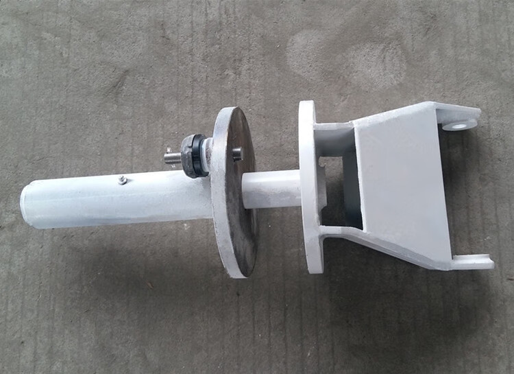 搅拌车配件 放料斗底座转轴水泥混凝土料槽支架 转轴雷沃/雷萨40