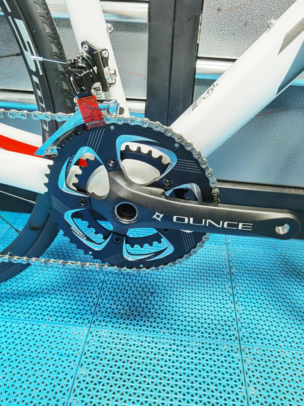 zgl中国龙cr41d碳纤维10522速桶轴综合油碟刹公路车 黑灰r7000 大套