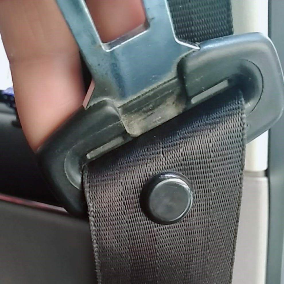 汽车安全带限位器抠头 限位钉保险带固定器卡扣 防滑定位钮扣卡子河b