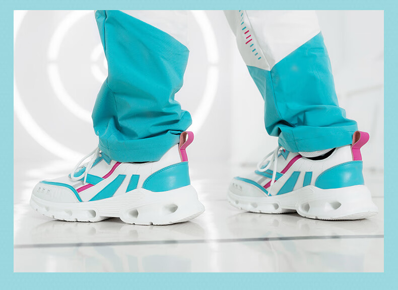 初音未来周边滑雪系列老爹鞋二次元vocaloidv家动漫男女鞋子复古老爹