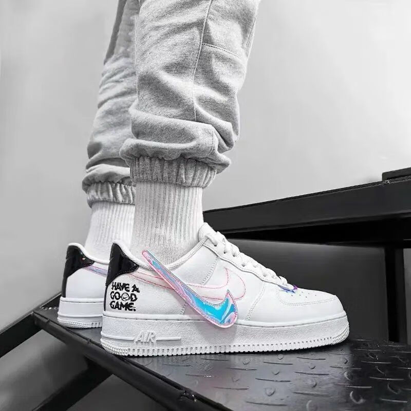 【旗舰官方店】aj高版本af1电玩镭射aj空军一号低帮板鞋炫彩镭射运动