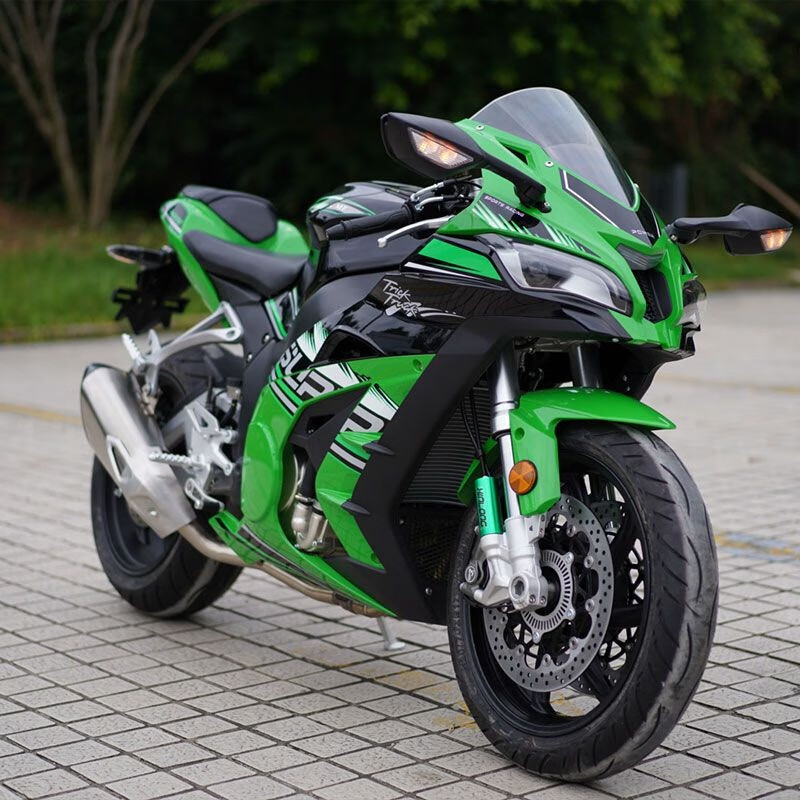 华鹰500双缸水冷摩托车跑车街车大牛小忍者趴赛重机车整车可上牌 绿色