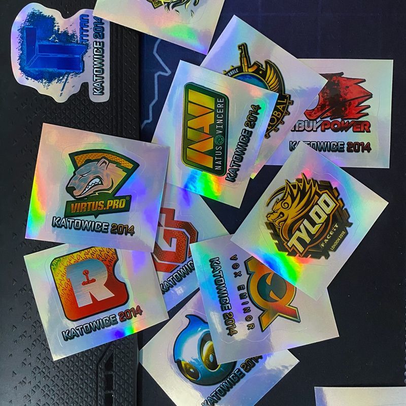 全息csgo周边贴纸csgo贴纸周边印花大眼咆哮tyloo泰坦皇冠大地球咆哮