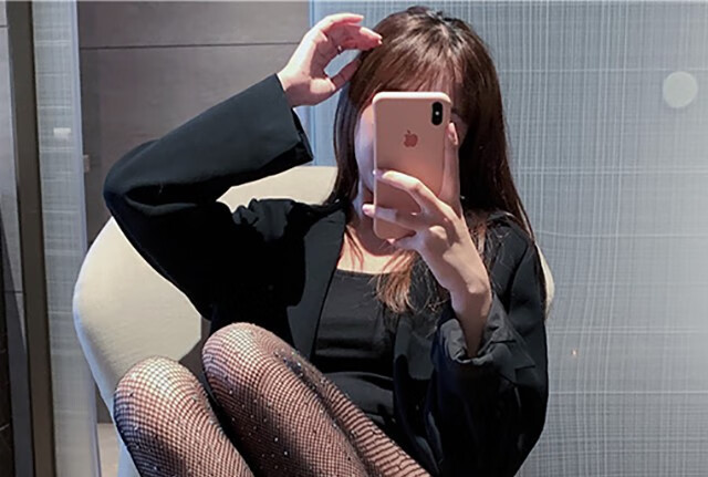 2条装丝袜女性感钻石渔网袜字母黑丝袜鱼诱惑网袜子ins时尚潮流白丝袜