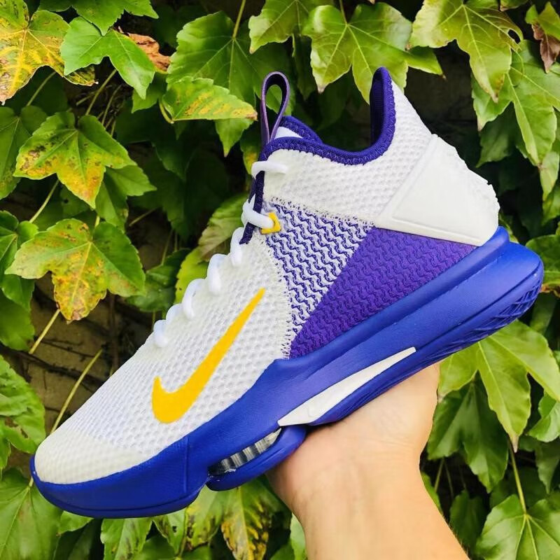 耐克(nike) 男鞋耐克 nike lebron witness 4 詹姆斯 男子实战篮球鞋