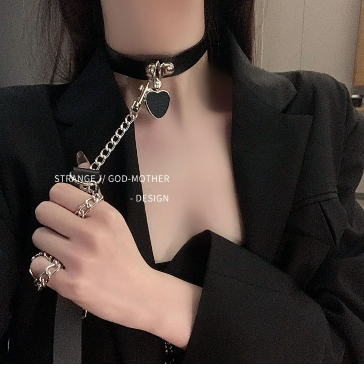 娇百玫脖子上戴的饰品成人用项圈女项链情趣牵引绳控制颈带狗链项圈