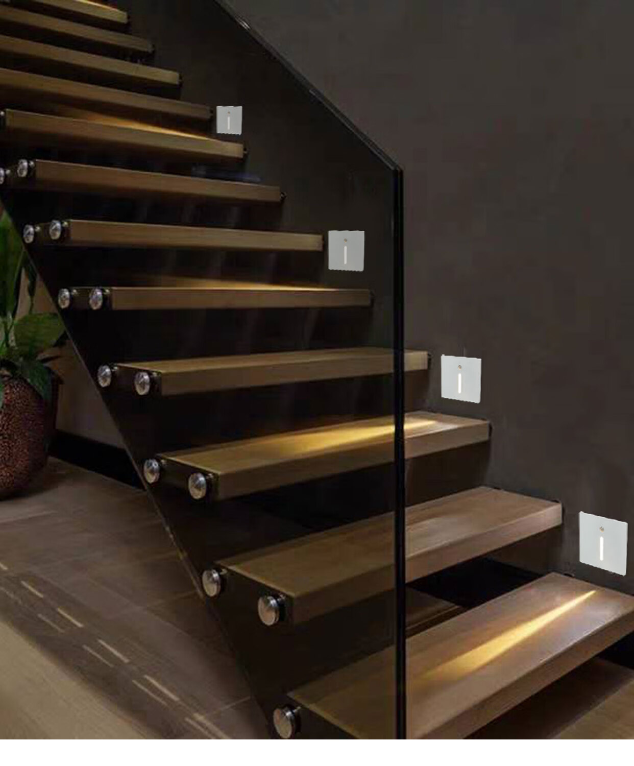 楼梯感应夜灯86型人体感应地脚灯嵌入式家用过道墙角踢脚台阶踏步灯小