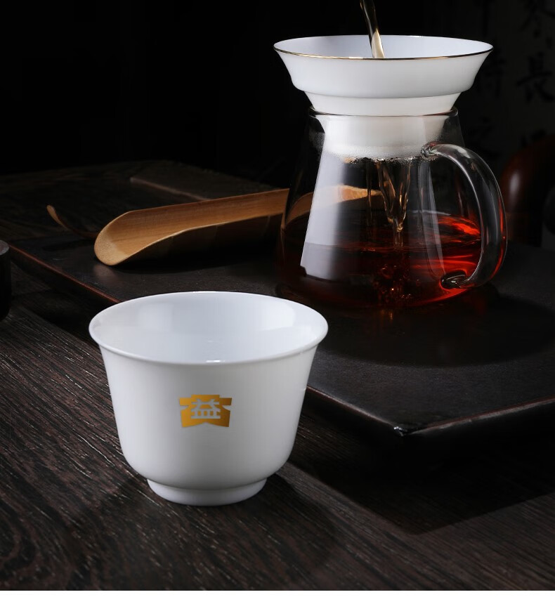 大益盖碗大益茶具陶瓷 大益益工坊 白陶瓷盖碗 半手工 大益盖碗150ml