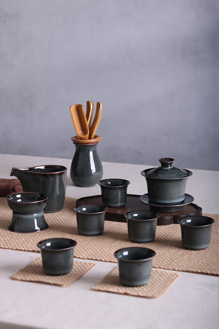 龙泉茶道六君子青瓷功夫茶具零配件竹夹匙铁胎茶漏整套装中式茶桌摆件