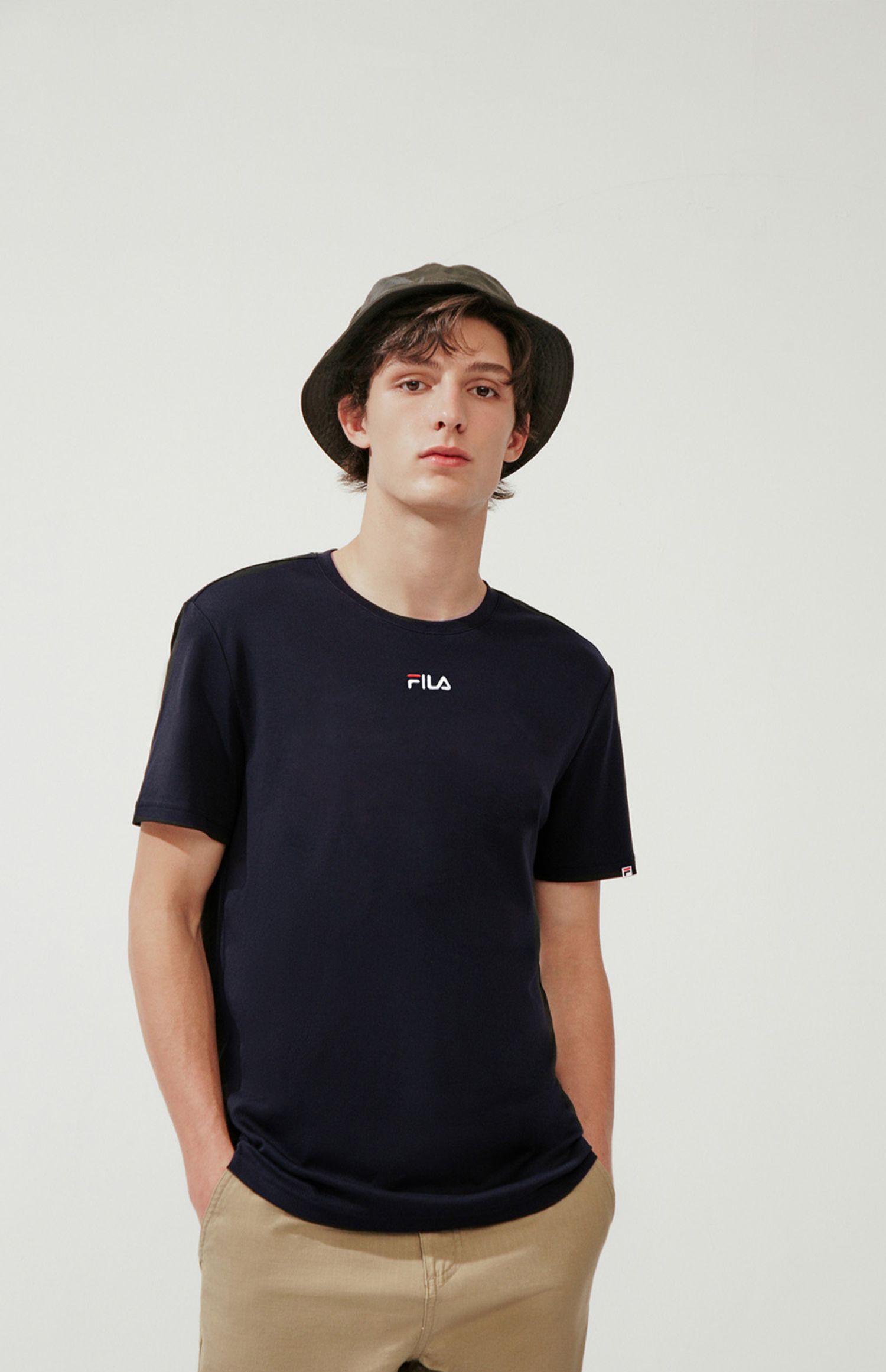 fila斐乐官方短袖t恤男2021夏季运动t恤男短袖纯棉休闲服男 白色-f51