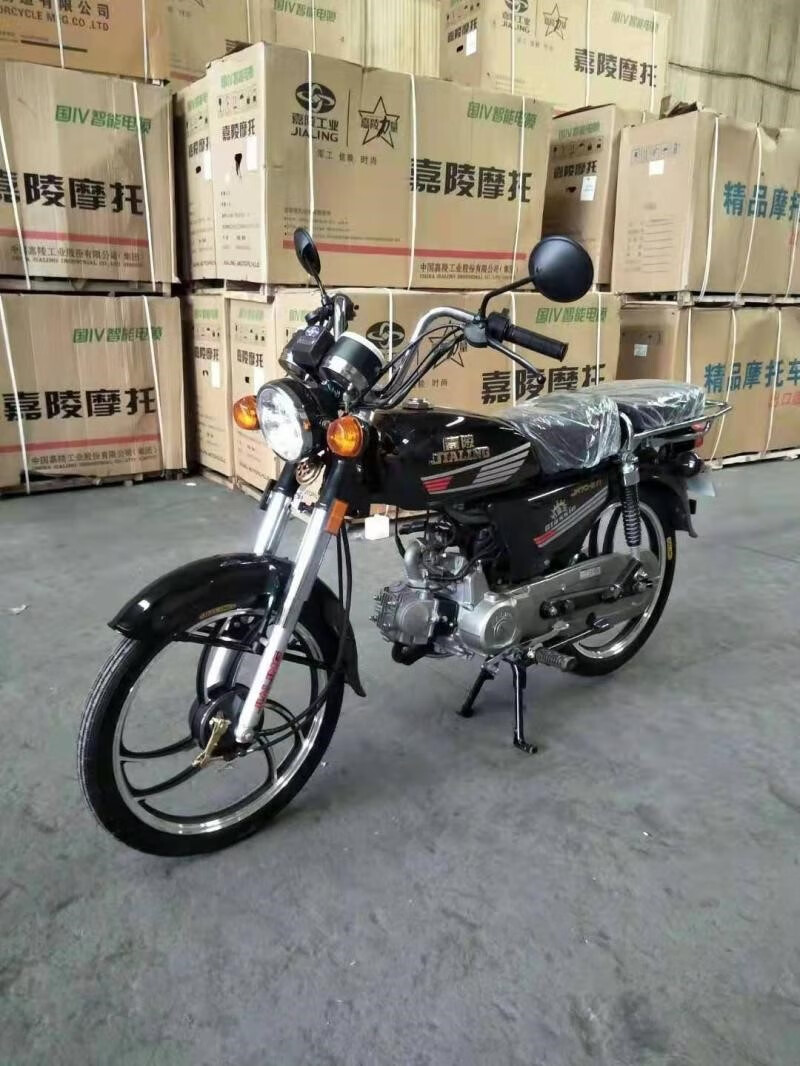 重庆嘉陵70cc摩托车jh70-e节油王复古大油箱国四电喷可上牌 黑色钢丝