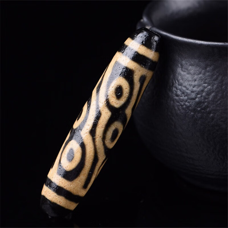 天然西藏至纯老料牙黄凤眼九眼天珠玛瑙至纯老料真品男女款天珠吊坠