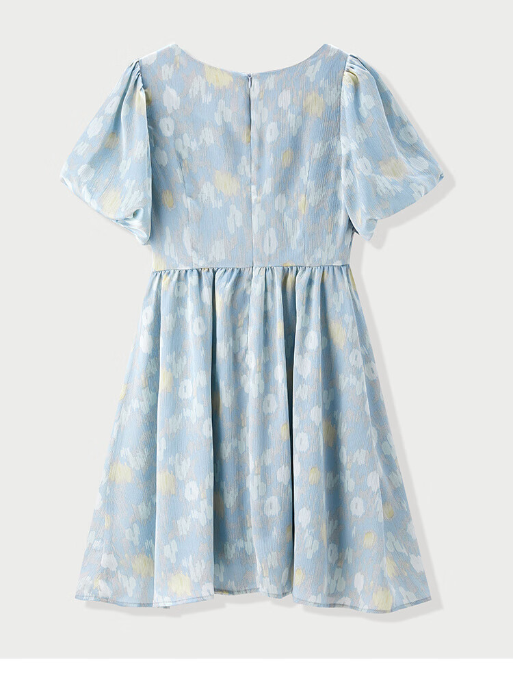 乐町雪纺碎花连衣裙女2021新款春季女装压皱印花气质连衣裙a字裙 浅蓝