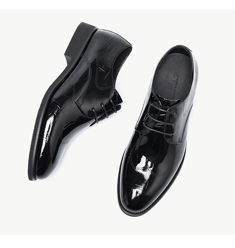 千百度皮鞋男亮皮英伦潮流漆皮男鞋商务正装西装透气结婚鞋 黑色 39