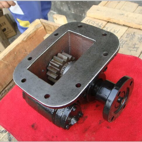 适用于东风福田江淮铃法士特万里扬嘉善取力器自卸洒水车改装取力器