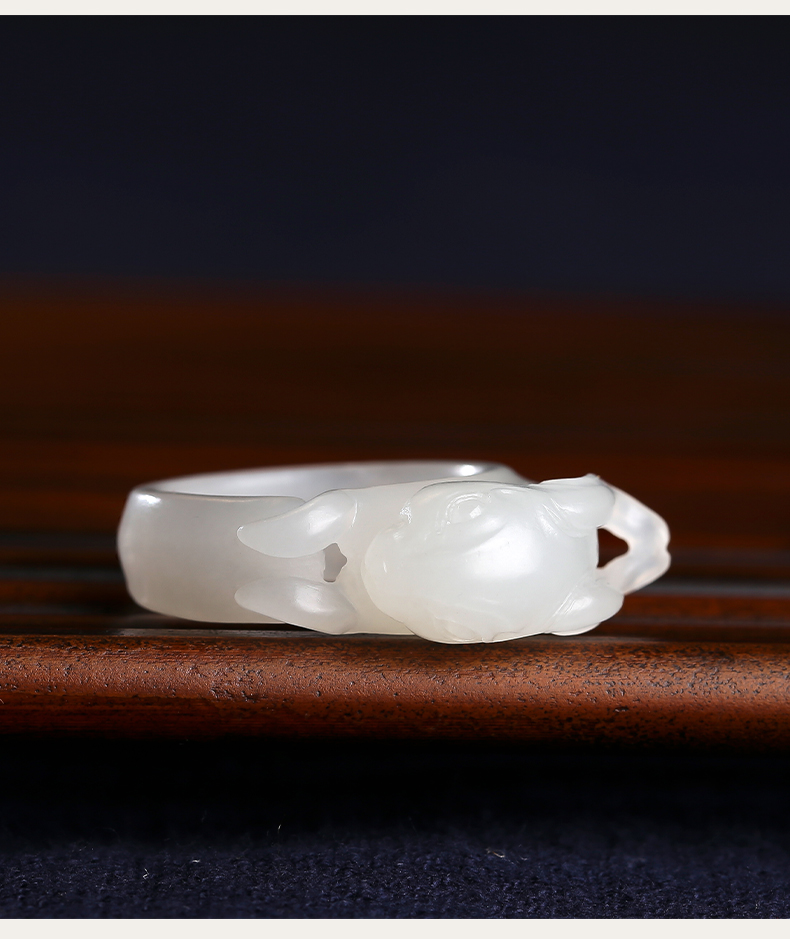 玉籽福和田玉羊脂玉玉兔戒指男女款扳指生肖兔指环手工精雕羊脂玉玉兔