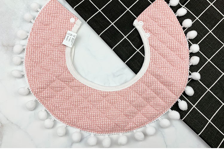 秋冬口水巾婴儿纯棉隔奶垫可爱女公主款冬季围兜宝宝围嘴防水冬天防水