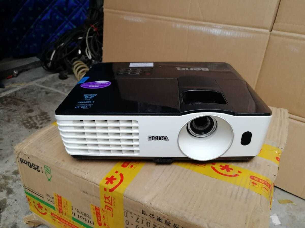 【二手9成新】明基投影仪mx660高清1080p家用3d商务投影机无线wifi