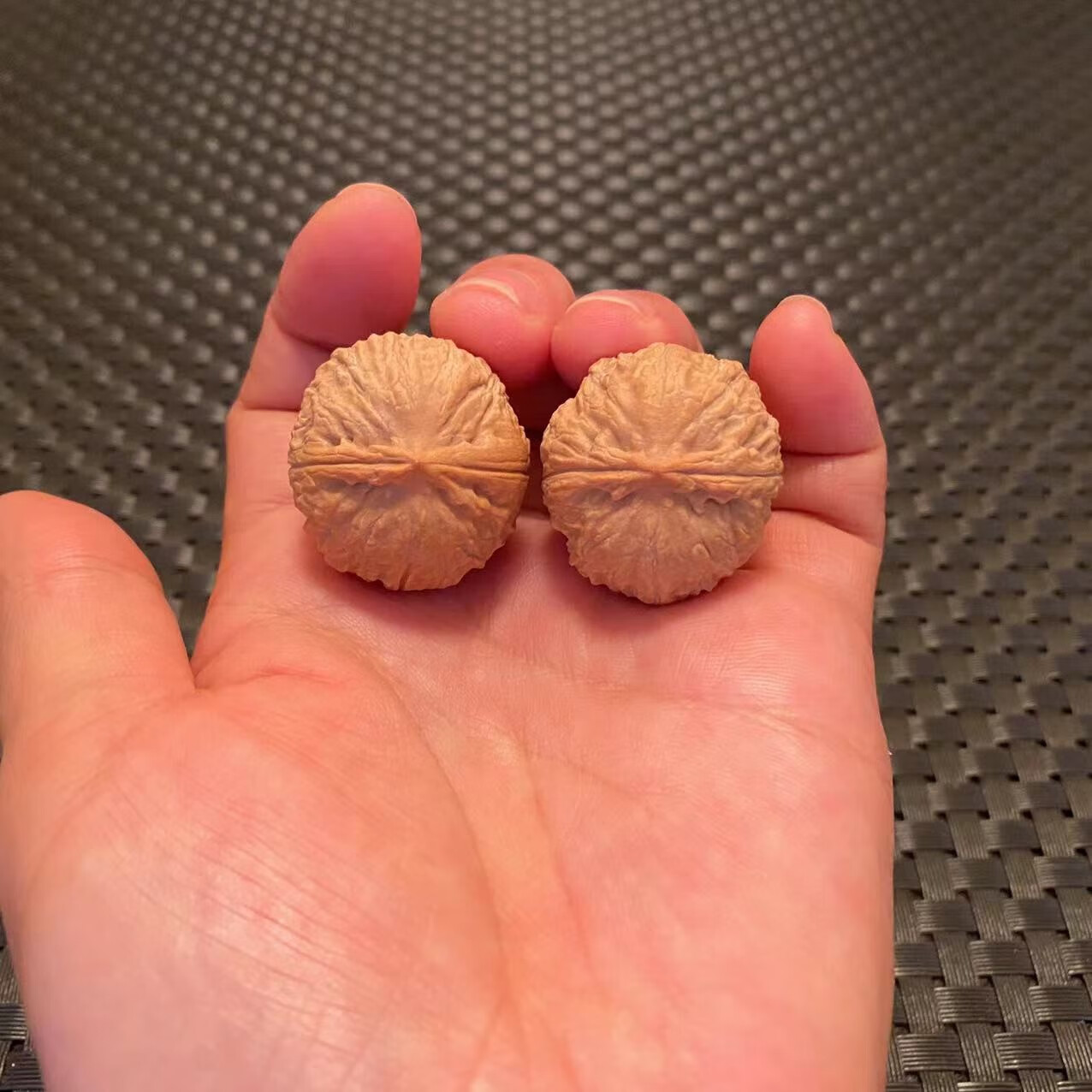 入古 野生京八棱秋子核桃小手捻 精文玩狮子头绣球粗筋麒麟官帽桃心