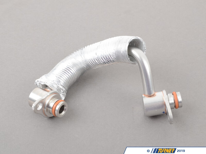 适用于宝马f07 f10 f18 f01 f02 535i 740li 涡轮增压器冷却水管 德国