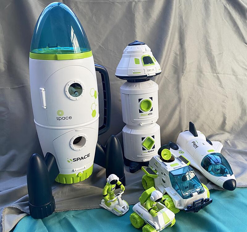 儿童航天飞机宇宙飞船载人空间站太空探索队宇航员火箭模型玩具1-3-6