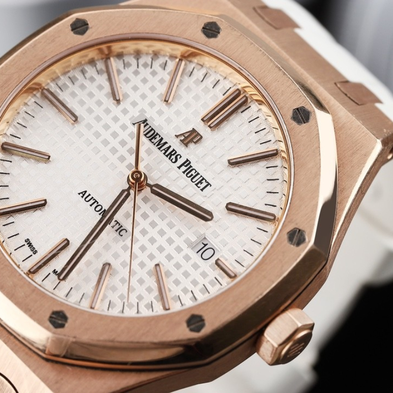 【二手95新】爱彼皇家橡树系列15400r 18k玫瑰金材质 口径41mm 有保卡