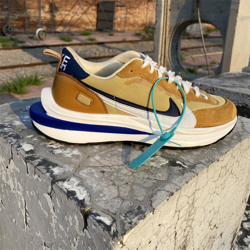 sacai华夫联名ldv解构双勾秋冬新款鞋女跑步鞋子男 华夫黑白高版本毒