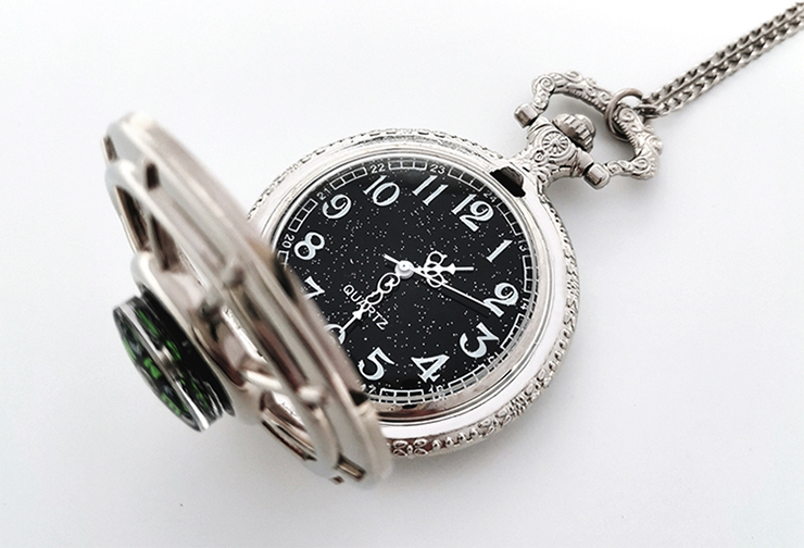 宝茄雷龙指南针星空怀表学生个性复古翻盖创意项链表石英星空挂表吊坠