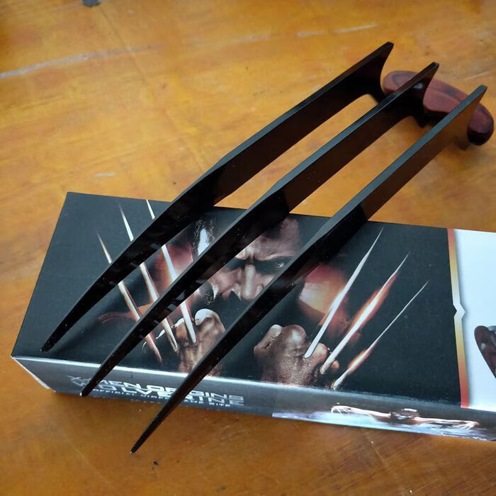 金刚狼爪 万圣节x战警金刚狼爪金刚狼爪子儿童玩具手戴金属配件模型