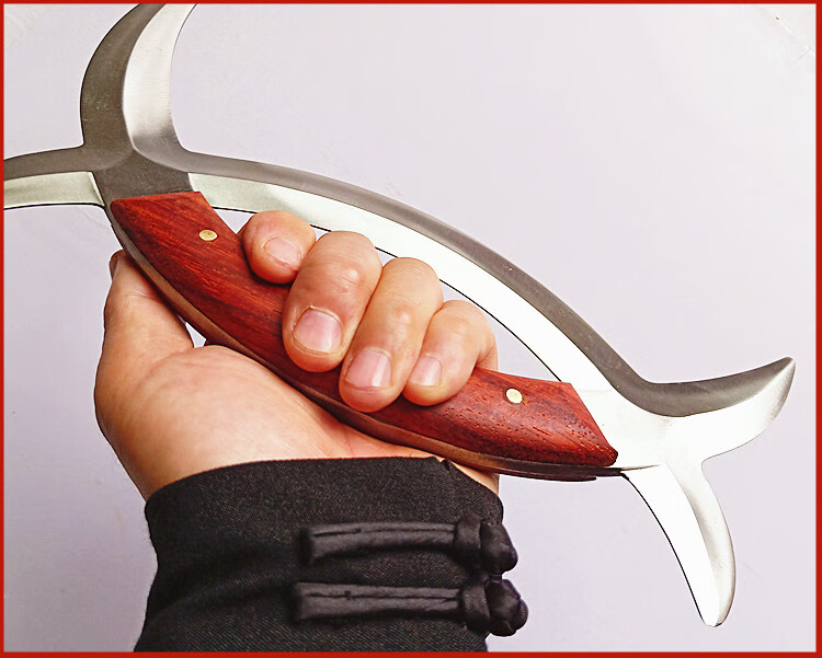 武术双钺双钥冷鹿角刀鸡爪挡未开刃双钥不锈钢八卦子午鸳鸯钺 鸡翅木