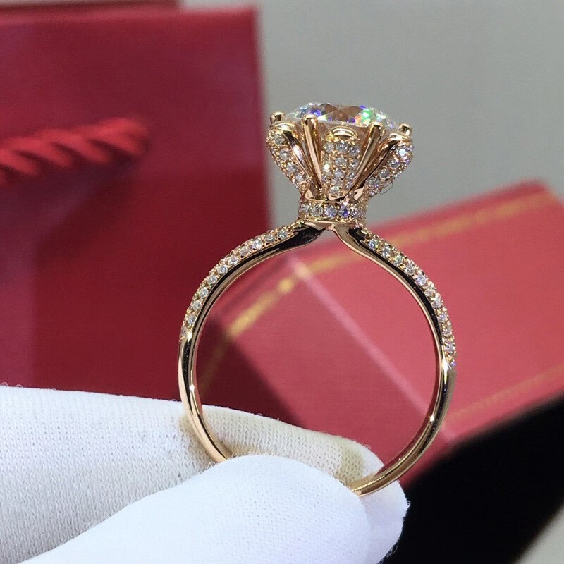 美国莫桑钻戒女钻石豪镶六爪戒指女款雪皇后进口 绿色【图片 价格