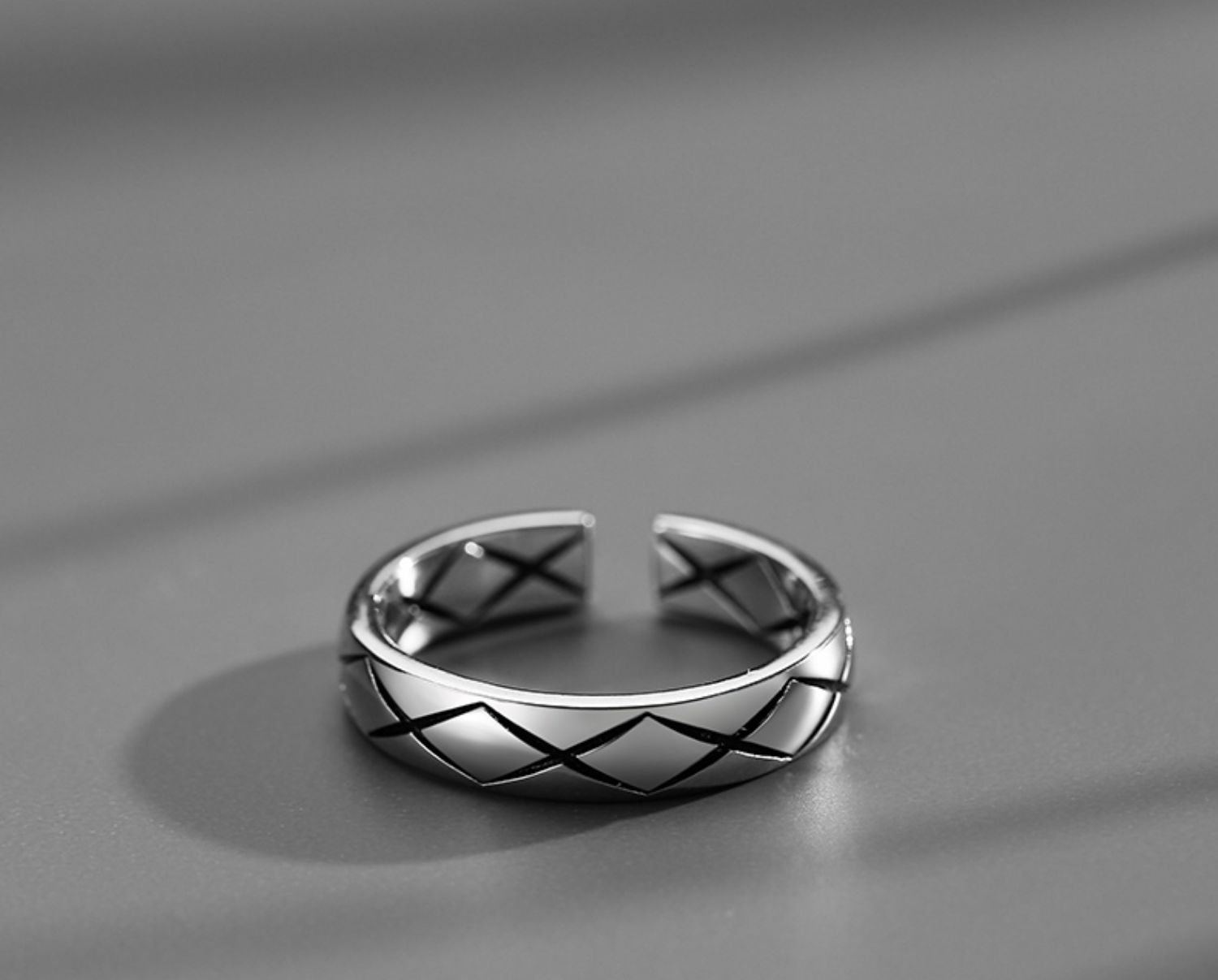 复古唐草纹图腾食指独身主义尾戒指环生日礼物 《青藤戒指》可调节