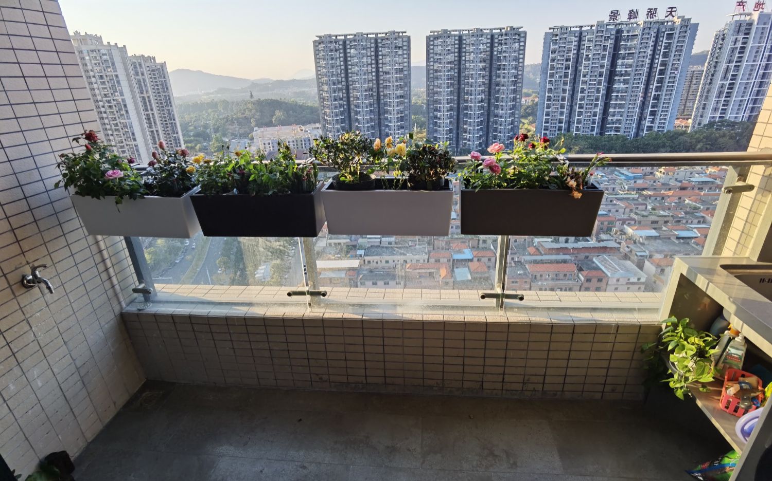 花箱阳台花盆自吸水长方形挂墙壁挂栏杆花箱挂架护栏窗台外悬挂式花槽