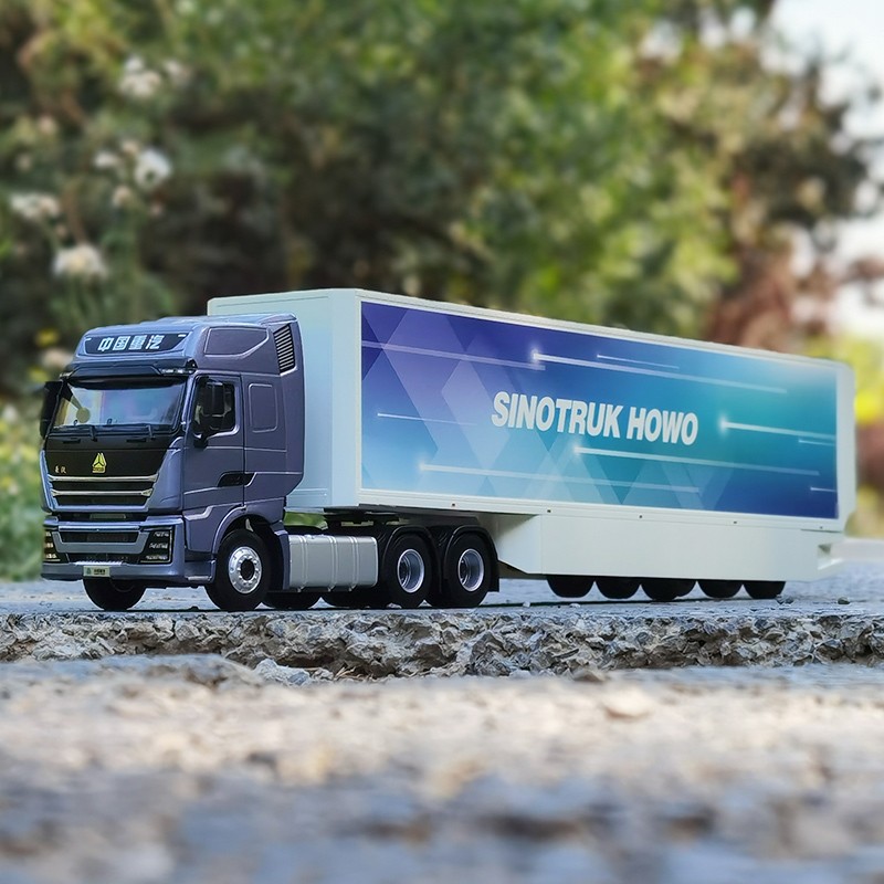 原厂1:36 中国重汽豪沃howo 全新t7h 牵引车集装箱卡车模型 红色套装