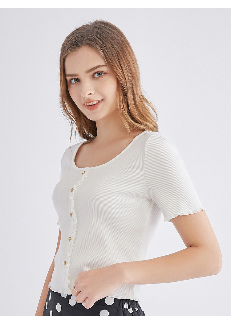 三福2021夏季女短款版型短t恤时尚木耳边设计上衣女440105 黑色 170