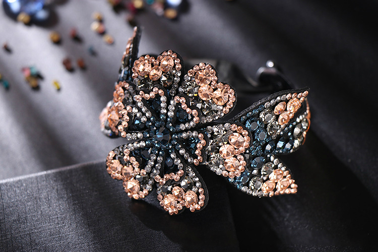 韩版盘发器马尾扣丸子头发饰头饰水钻发夹发抓懒人夹女头花饰品 绿色