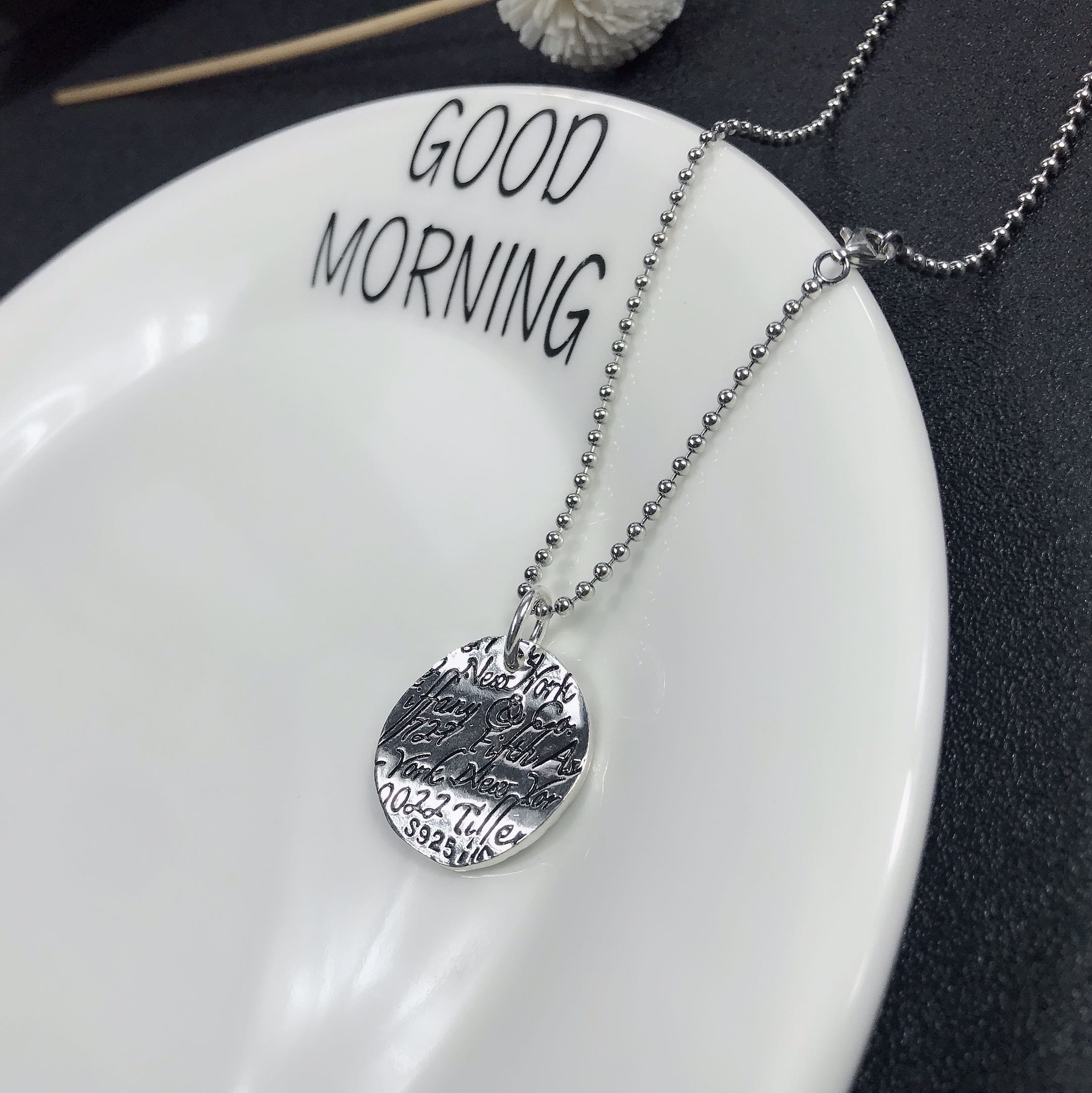 斯涟s925项链女复古做旧毛衣链时尚韩版泰银个性项链特色字母圆牌圆牌