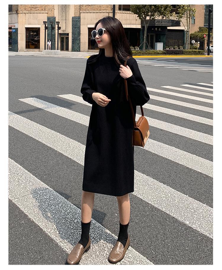 针织连衣裙女修身春秋季新款小个子穿搭过膝长裙针织打底连衣裙中长款