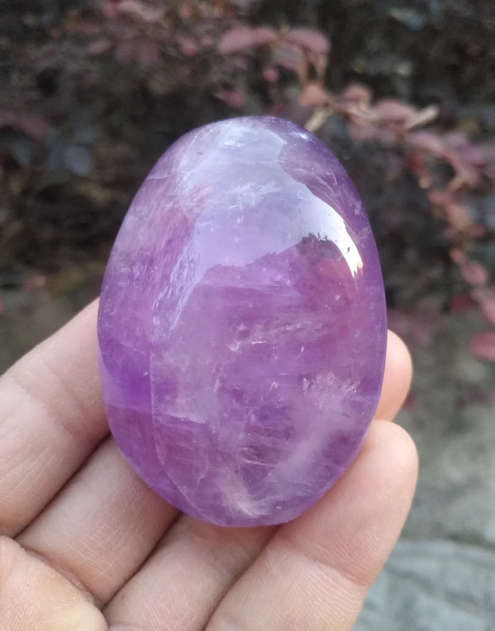 紫水晶石头图片