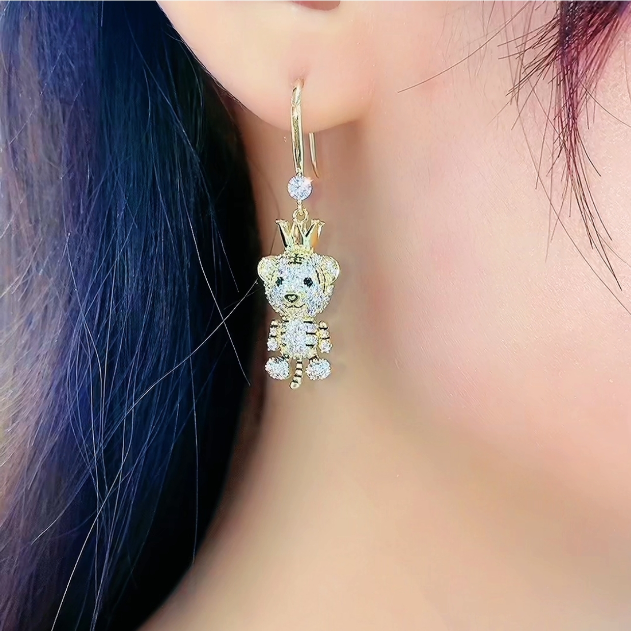 本命年生肖小老虎耳环高级感轻奢新年耳饰女冬季设计感过年戴耳坠