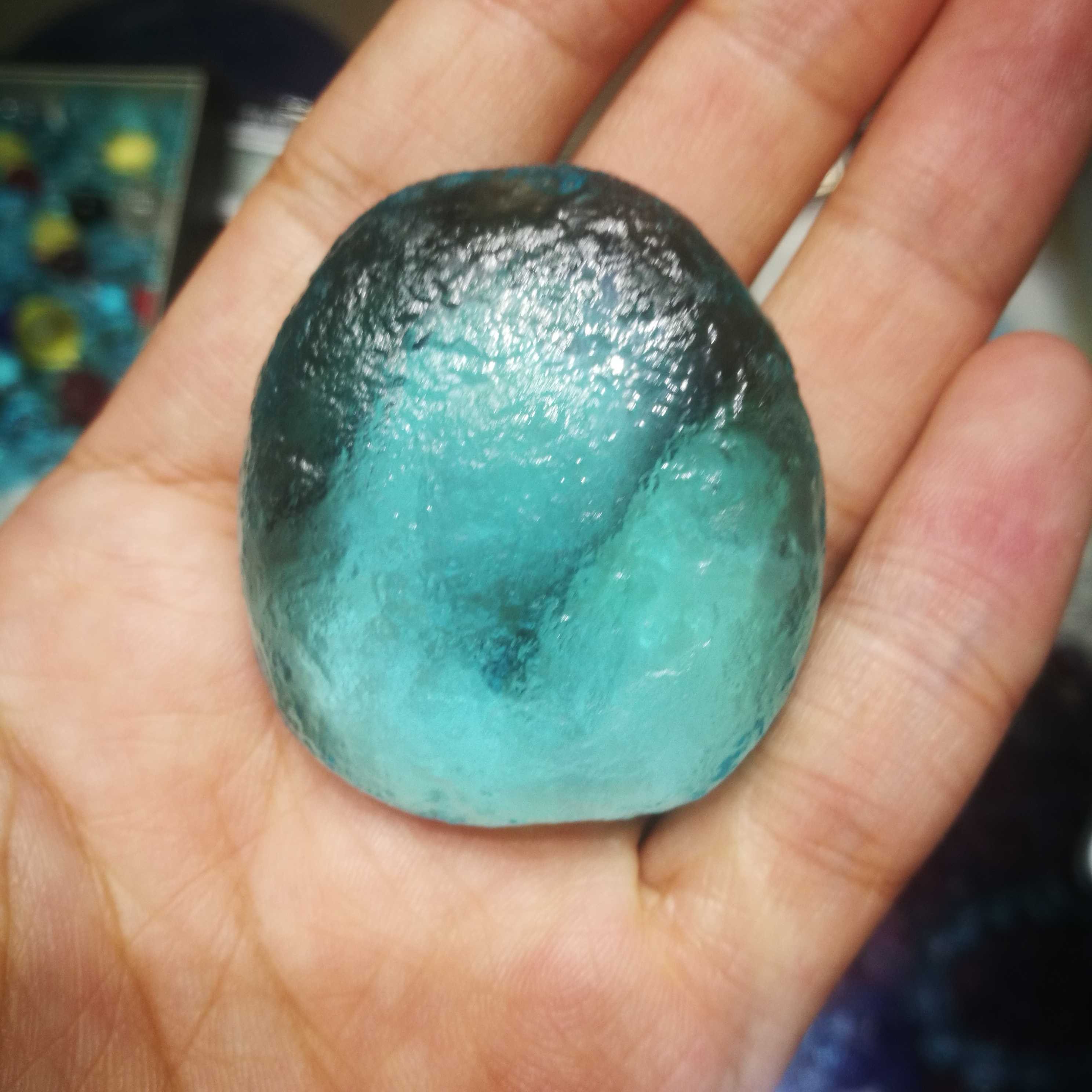 森洲俄罗斯蓝陨石吊坠玻璃陨石随行吊坠项链能量石冥想正能量60克左右