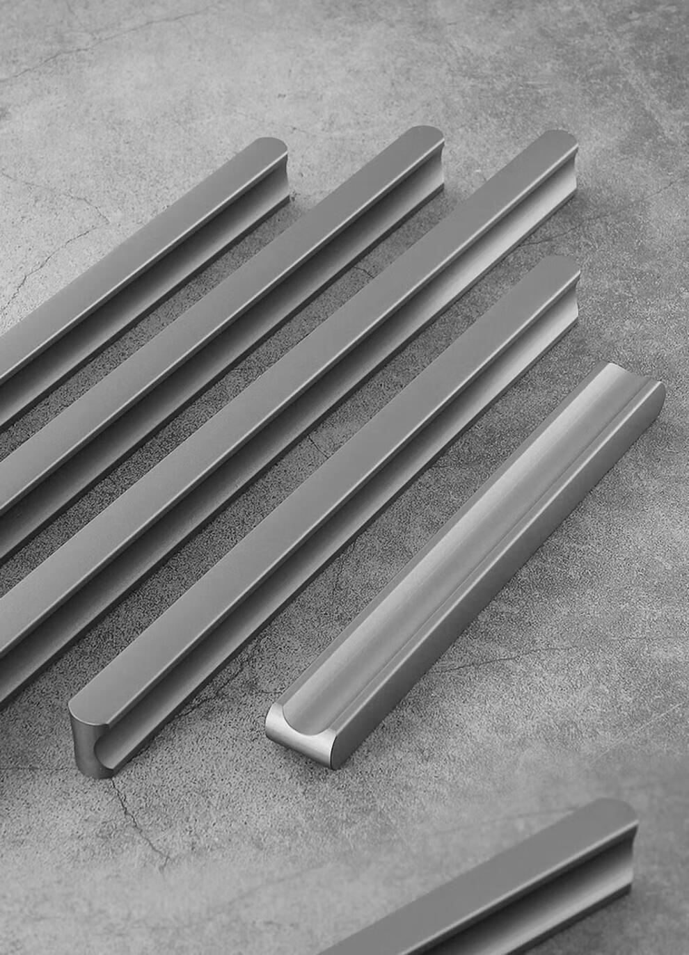 现代简约铝合金门衣柜拉手门抽屉橱柜把手黑色金色家具五金 枪灰色-96