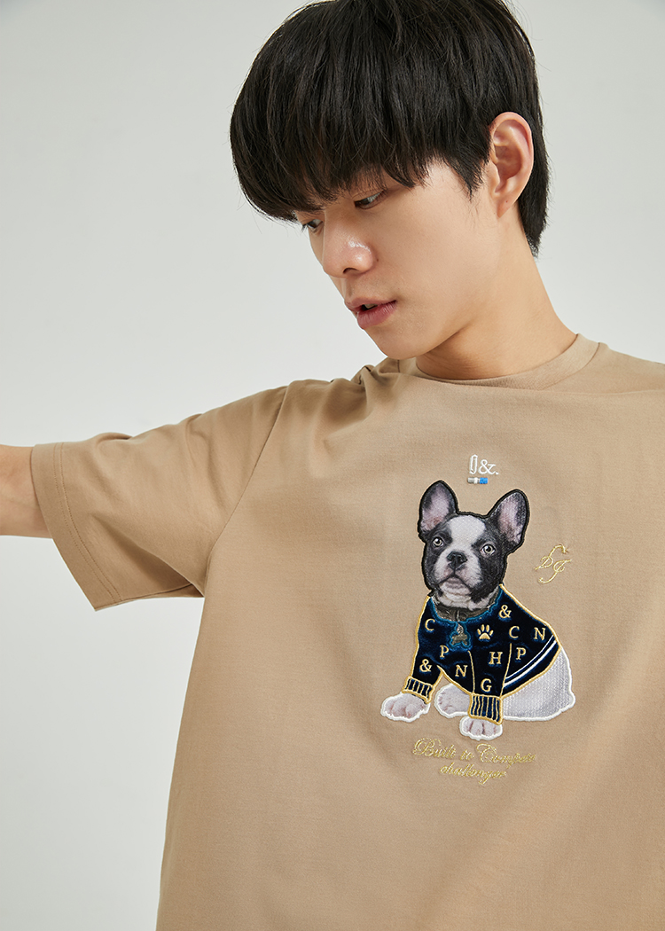 jackjones杰克琼斯夏男休闲植绒刺绣卡通狗装饰纯棉t恤221201244 深蓝