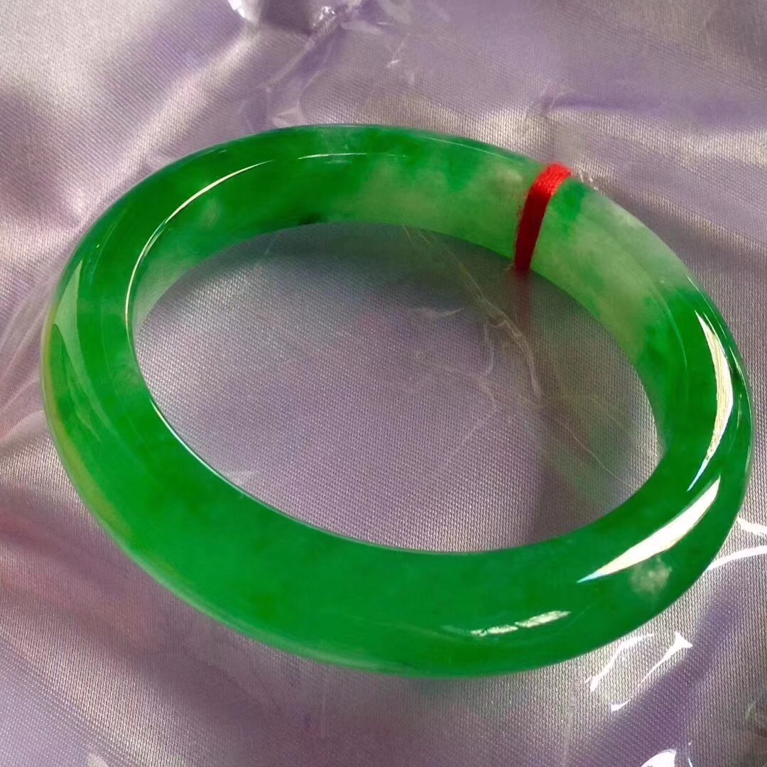 高端品质缅甸翡翠手镯飘花帝王绿玉镯子女款玉送妈妈少女手镯正圈宽版