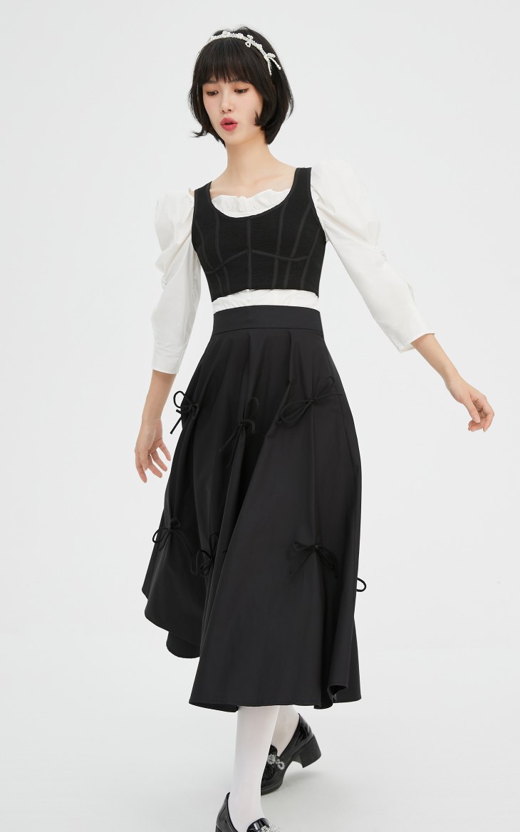 only2021夏季新款侧部拉链系带装饰大波浪下摆半身裙女121316002 c13